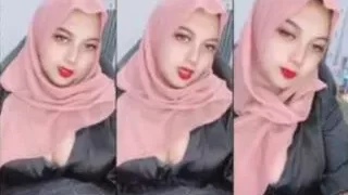 Hijabers Belahan Ketat Live Mendesah