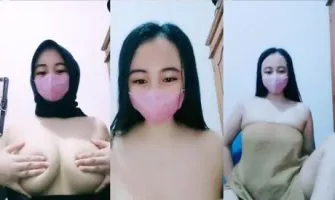 Si Cantik Jilbab Hitam Nakal Spill Uting Toket Mulus