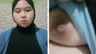 Uting Hijabers Montok Kak Resa Liat di Atas Menit 9