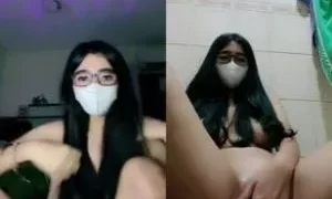 Bokep Indo Ica Kane Dildo Colmek lanjut Ngocok Meki di WC