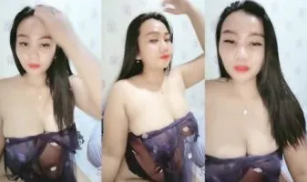 Bokep Indo Kenalin Nih Host Baru Mbak Toge Menggoda BLING2
