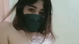 Bokep Indo Utingnya Gak Sengaja Nongol Sayang Pas Live